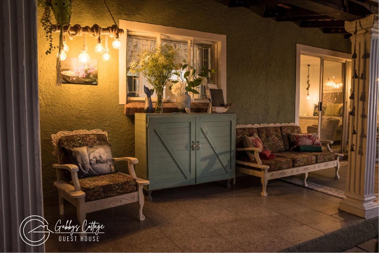 Gabbys Cottage Guesthouse Bloemfontein Exterior foto