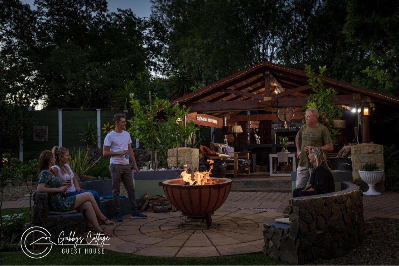 Gabbys Cottage Guesthouse Bloemfontein Exterior foto